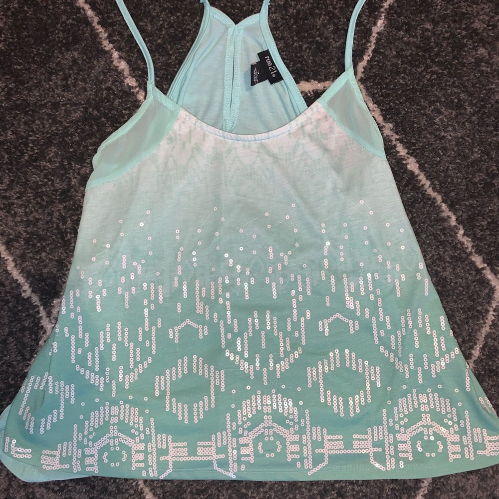 💛Rue21 Ombré Tank Top with Sequin Embellishments